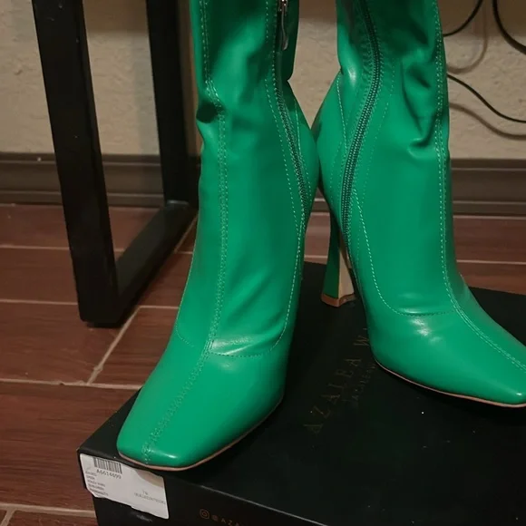NWB!! ⭐️ Azalea Wang Neon Green Stretch Heeled Boots – Size 7 - Picture 3 of 5